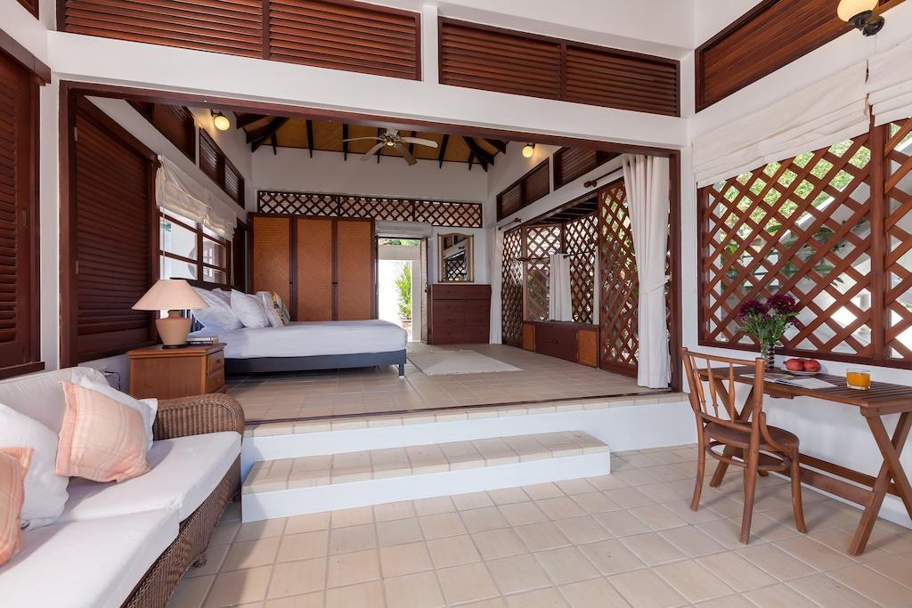 Baan Khunying - Secluded Phuket Beachfront Villa - Sha Certified Rawai Room photo